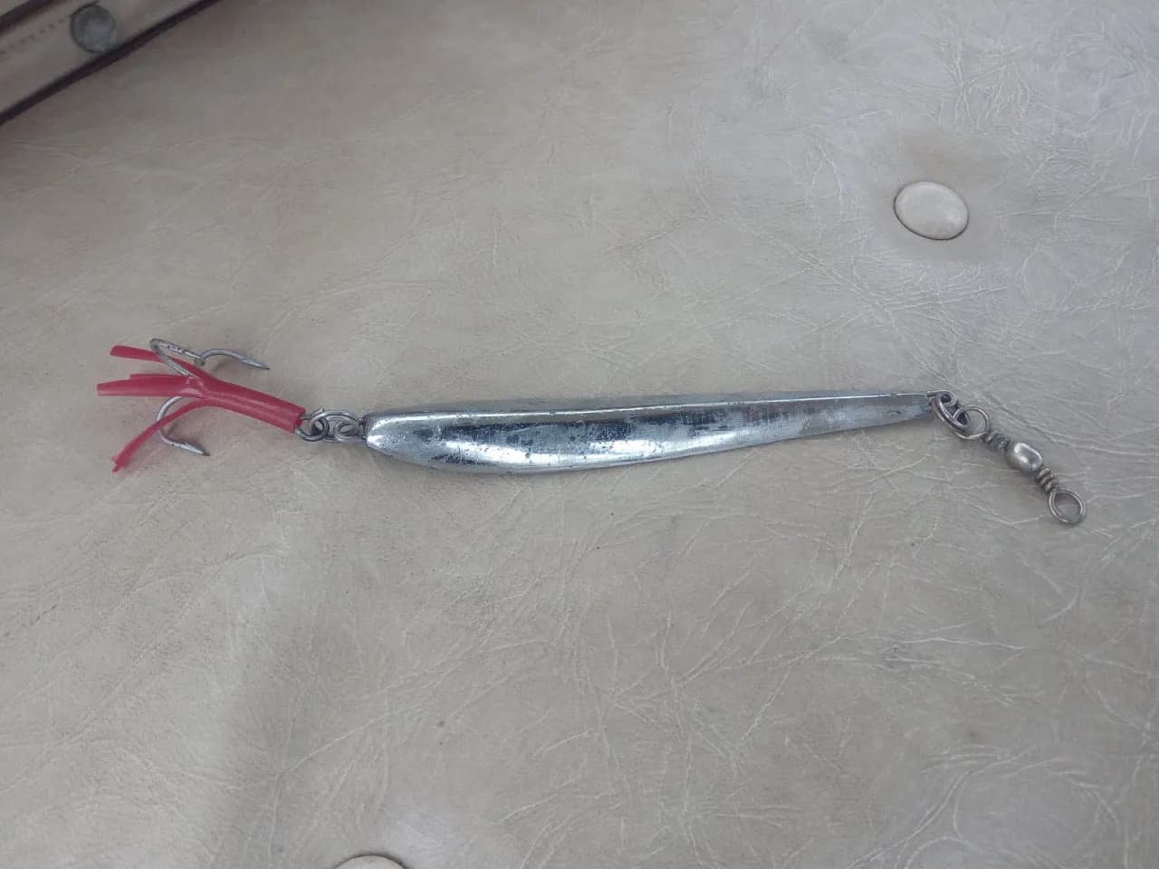 Najlepsze przynęty na makrele: skuteczne metody na udane połowy