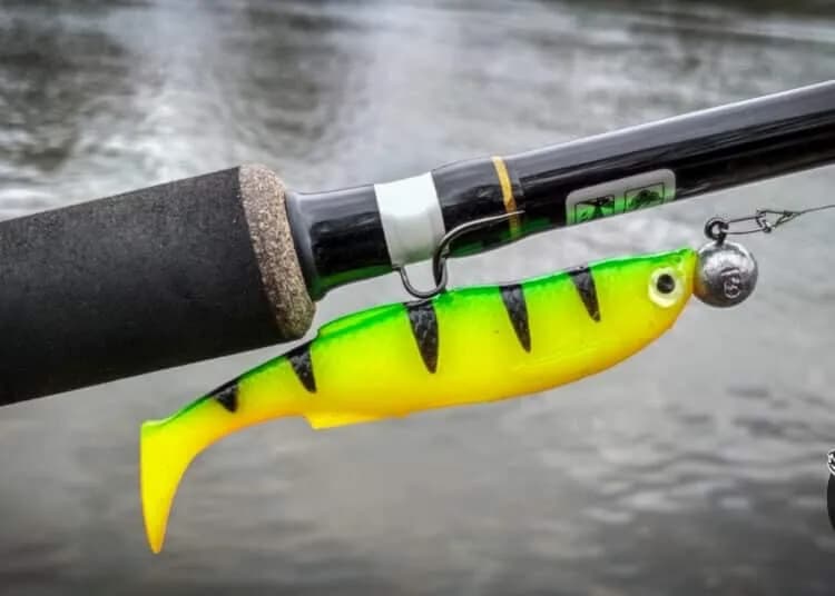 Najlepsze przynęty gumowe na okonia: skuteczność i wybór modeli