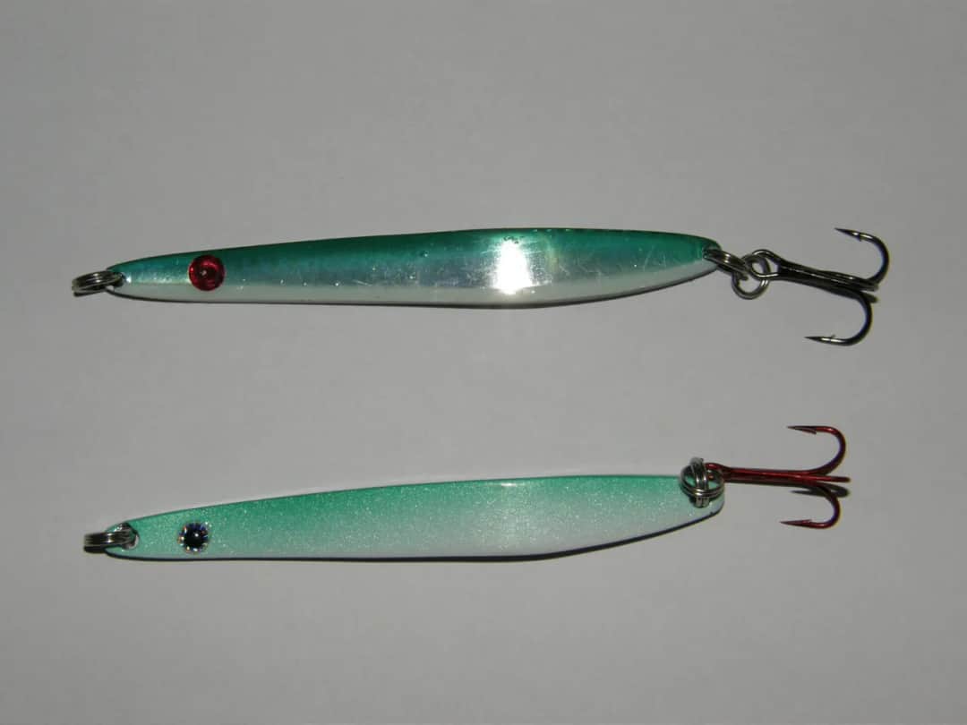 Przynęty na belonę - skuteczne wabiki, które zwiększą Twoje połowy