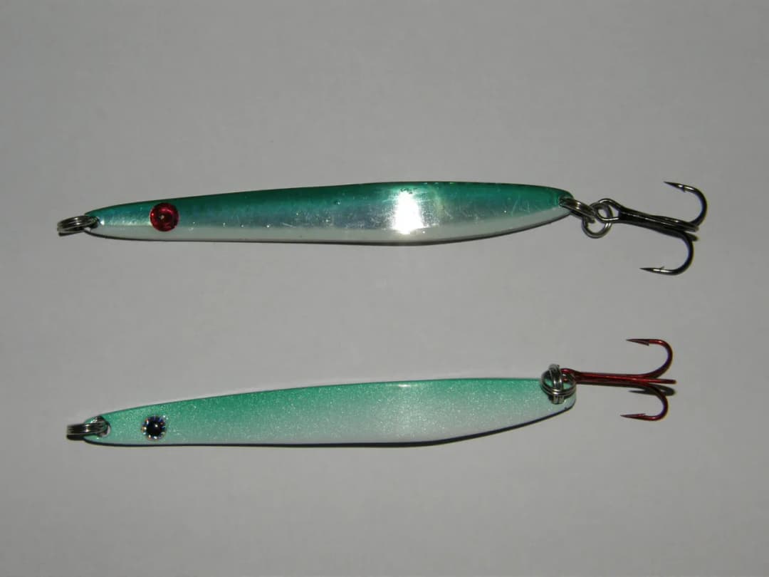 Przynęty na belonę - skuteczne wabiki, które zwiększą Twoje połowy